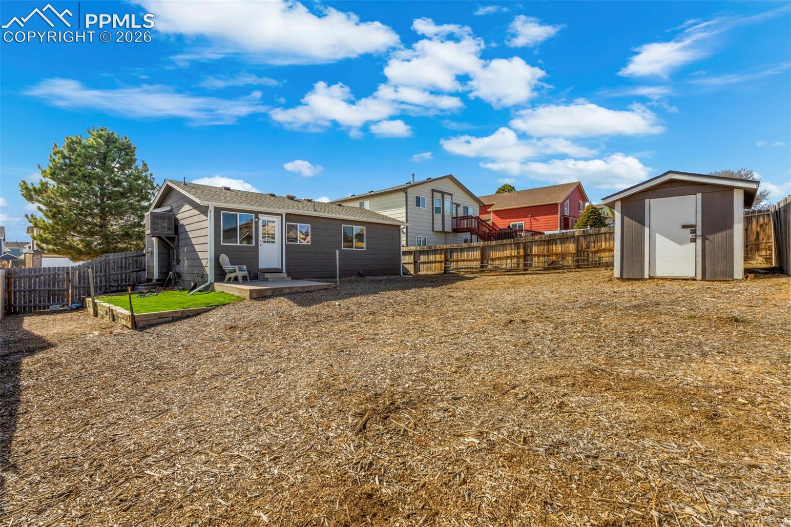 910 Lords Hill Drive