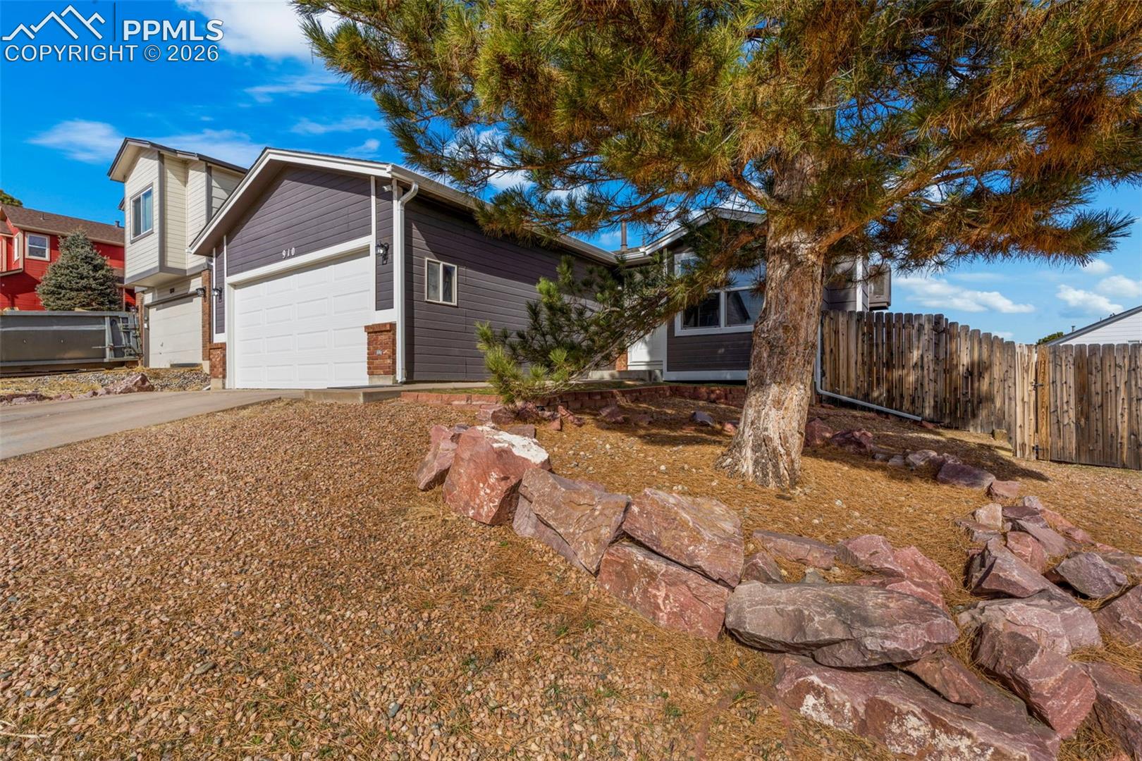 910 Lords Hill Drive