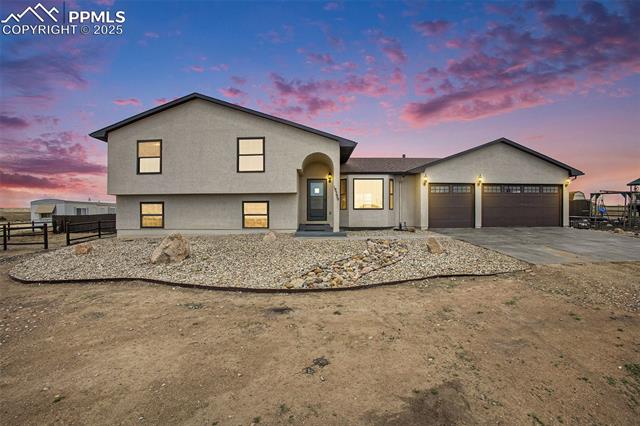 18599 Soapstone View