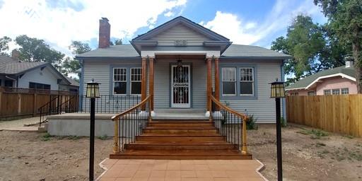 318 W Cheyenne Road