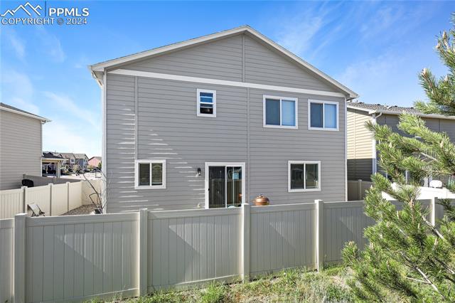 10935 Quercia Circle