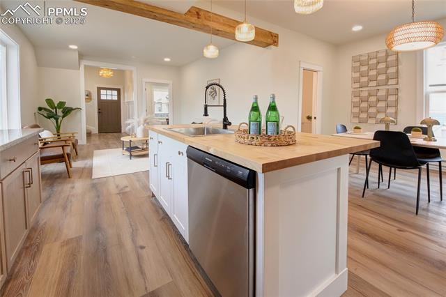 1902 W Cucharras Street