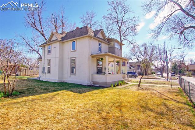 1902 W Cucharras Street