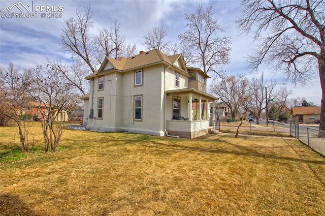 1902 W Cucharras Street