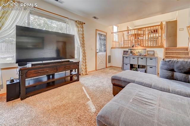 3525 Flying Horse Road