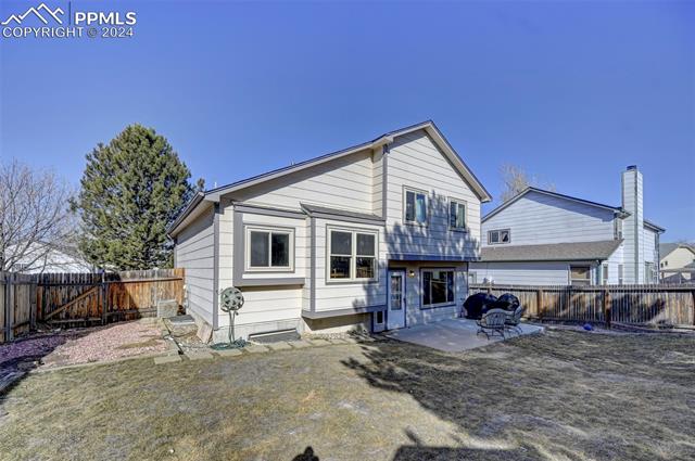 3525 Flying Horse Road