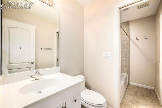 19170 Lochmere Court