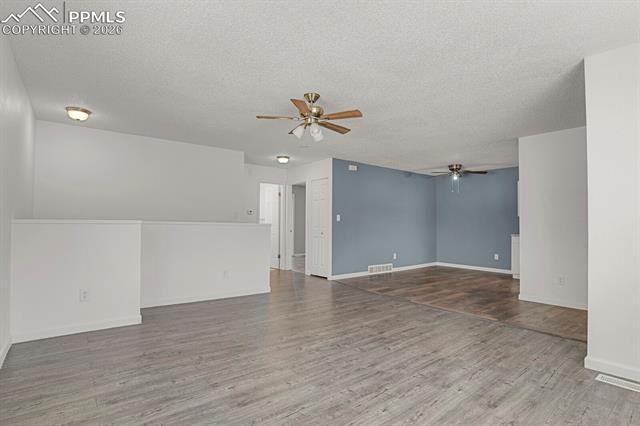 1846 Erin Loop
