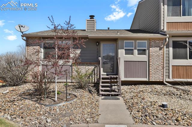 1846 Erin Loop