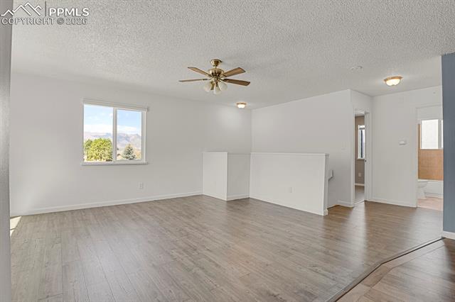 1846 Erin Loop