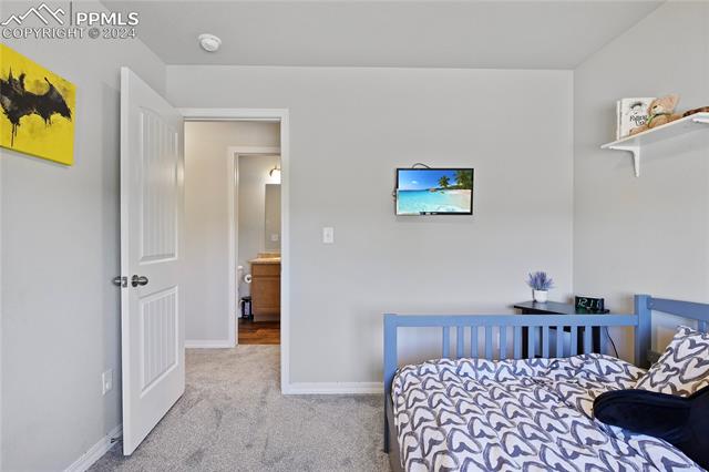 10605 Traders Parkway