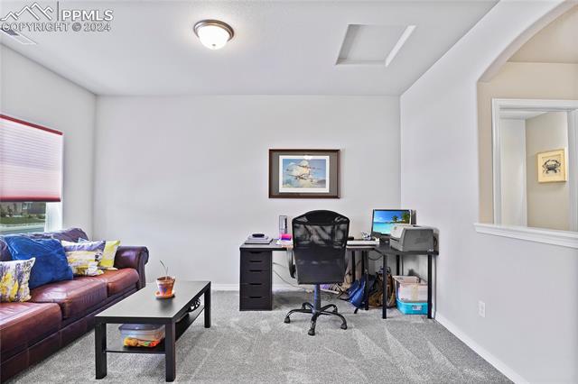 10605 Traders Parkway