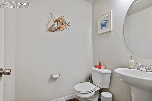 10605 Traders Parkway