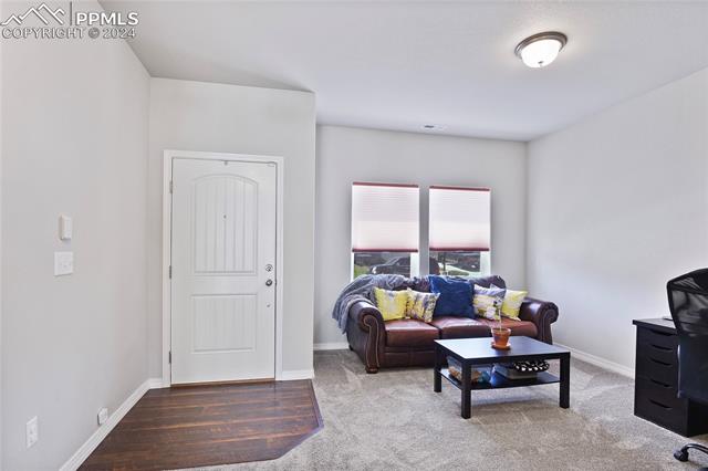 10605 Traders Parkway