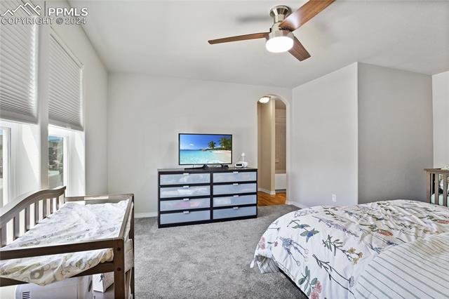 10605 Traders Parkway