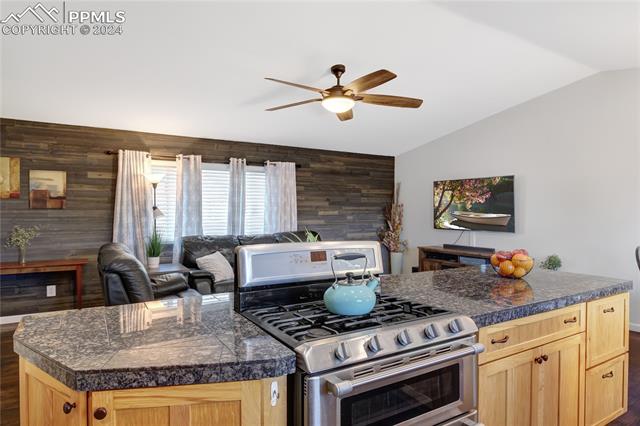 3934 Iron Horse Trail