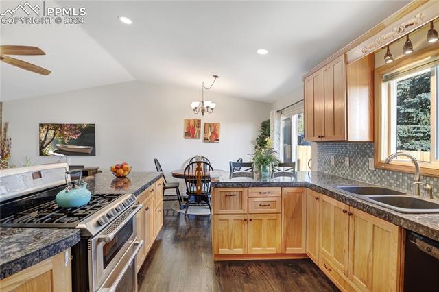 3934 Iron Horse Trail