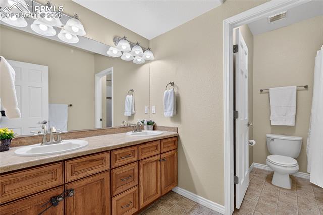 10862 Torreys Peak Way