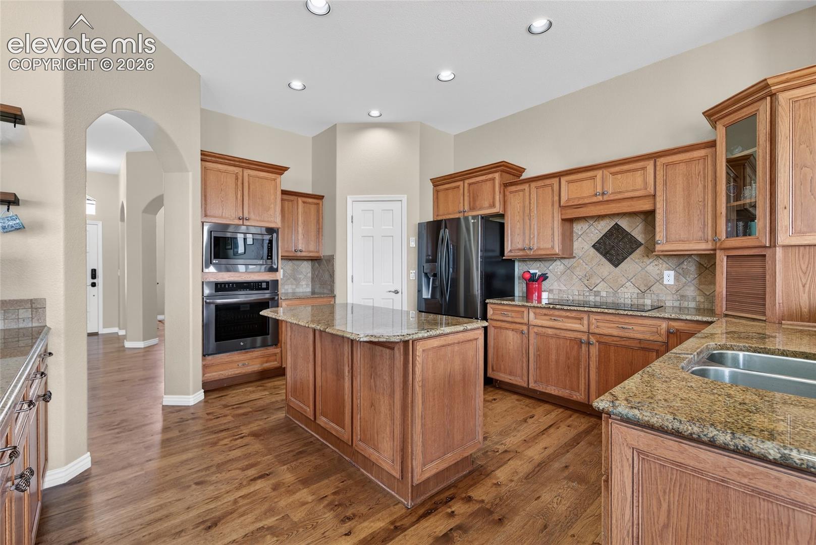 10862 Torreys Peak Way