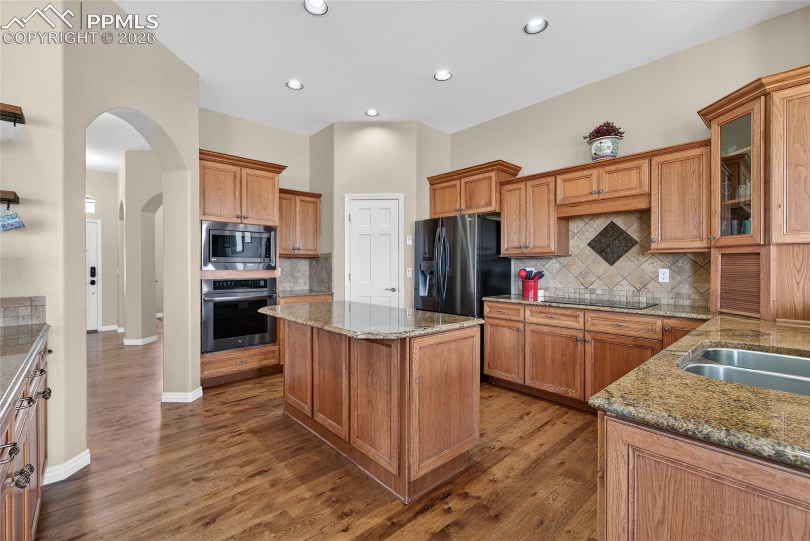 10862 Torreys Peak Way