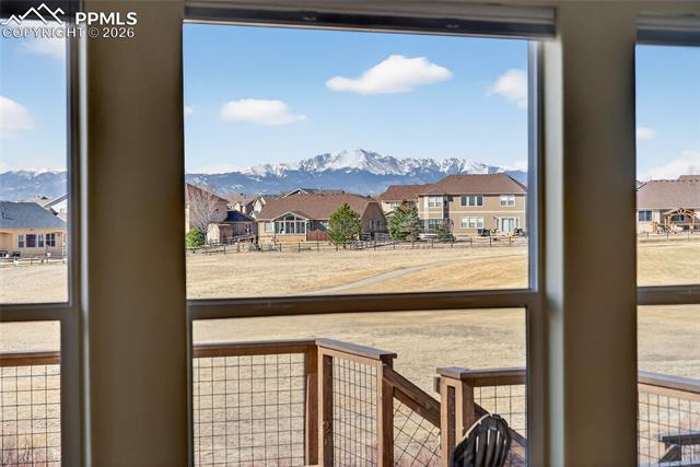 10862 Torreys Peak Way