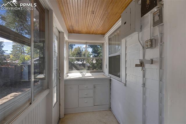 620 N Hancock Avenue