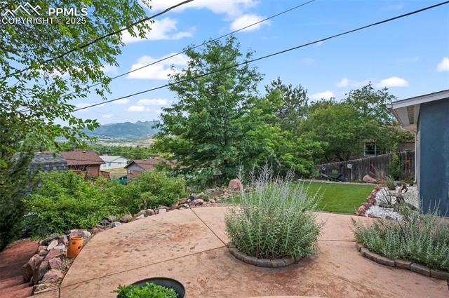 2919 Garden Hill Drive