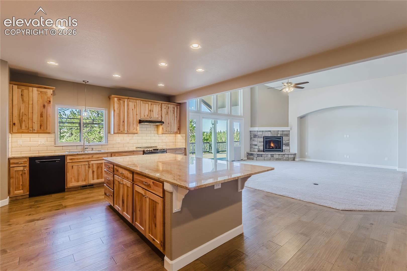 407 Silvermoon Heights