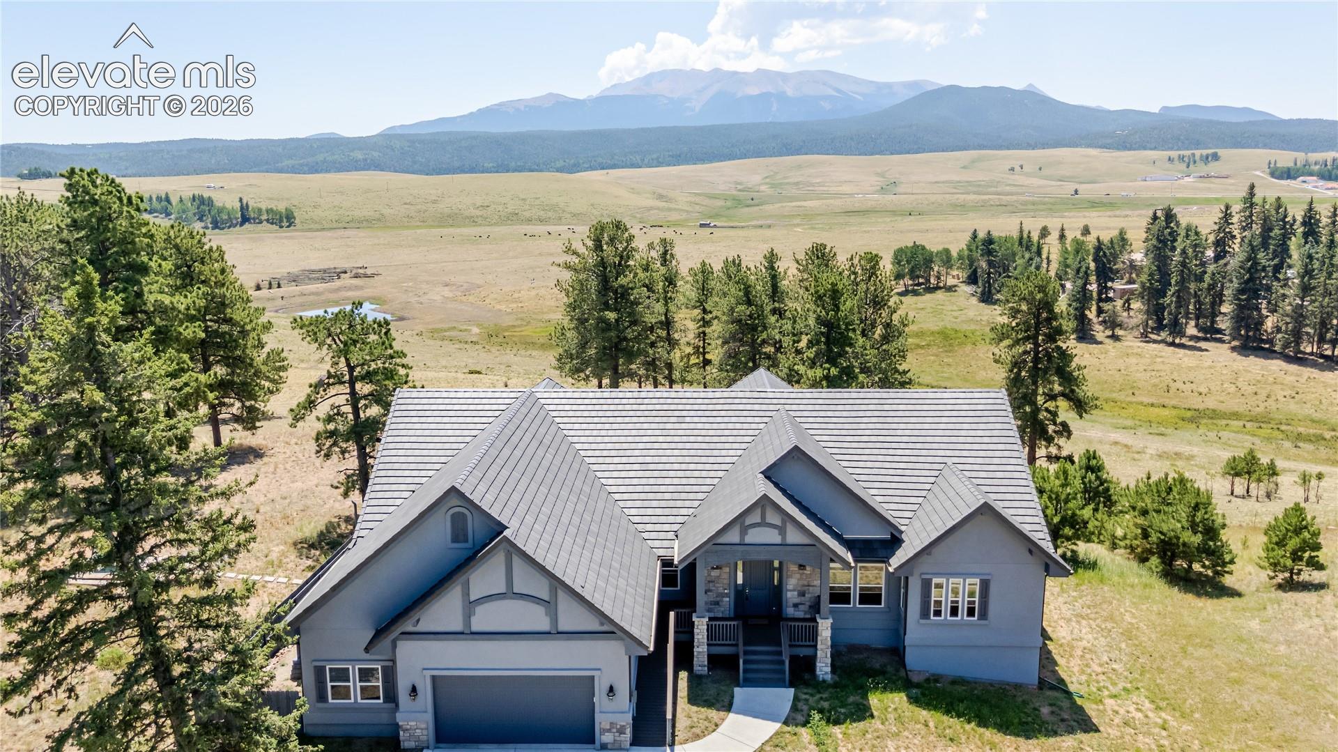 407 Silvermoon Heights