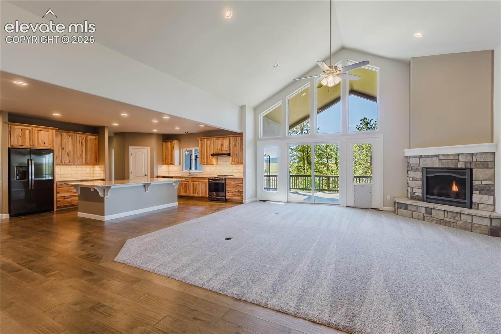 407 Silvermoon Heights
