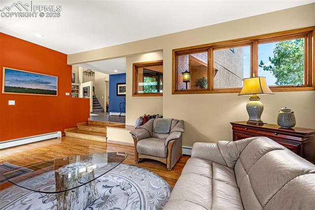 531 Crystal Hills Boulevard