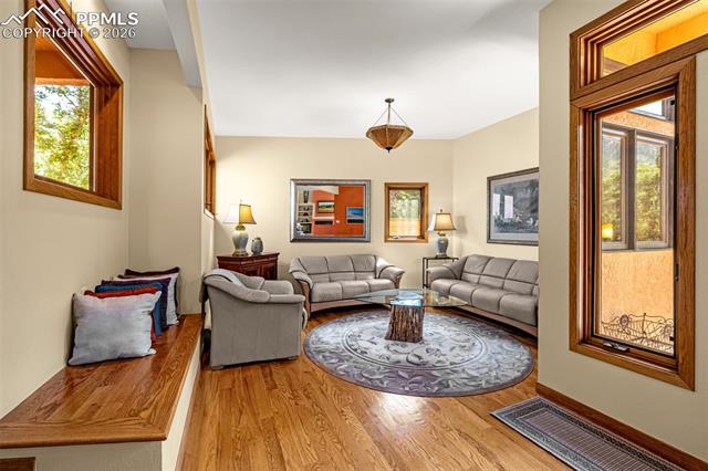 531 Crystal Hills Boulevard