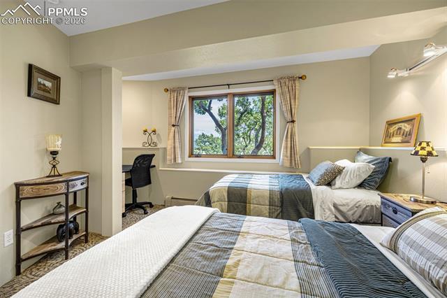 531 Crystal Hills Boulevard