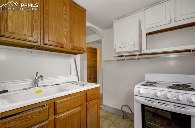 423 N El Paso Street