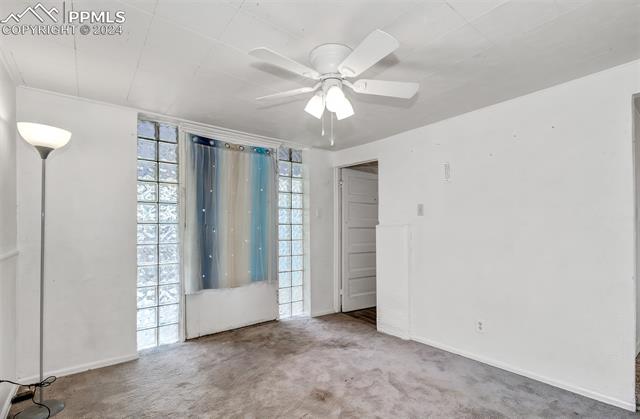 423 N El Paso Street