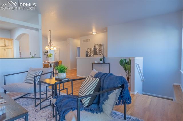 257 E Linden Avenue