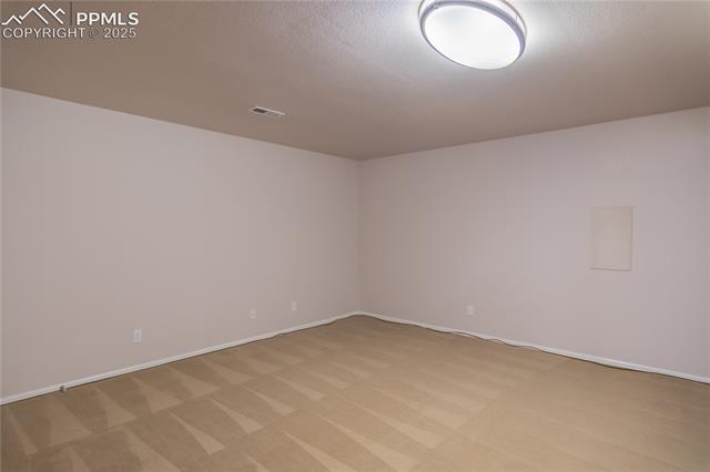 257 E Linden Avenue