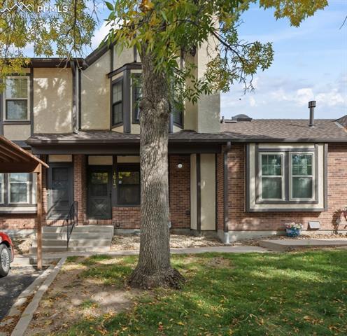 1613 Carnavon Place