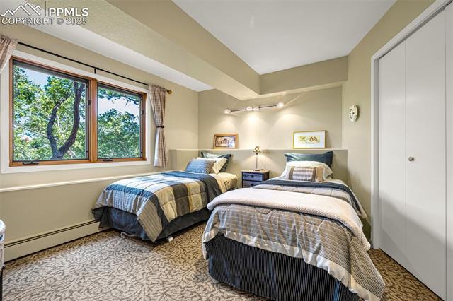 531 Crystal Hills Boulevard