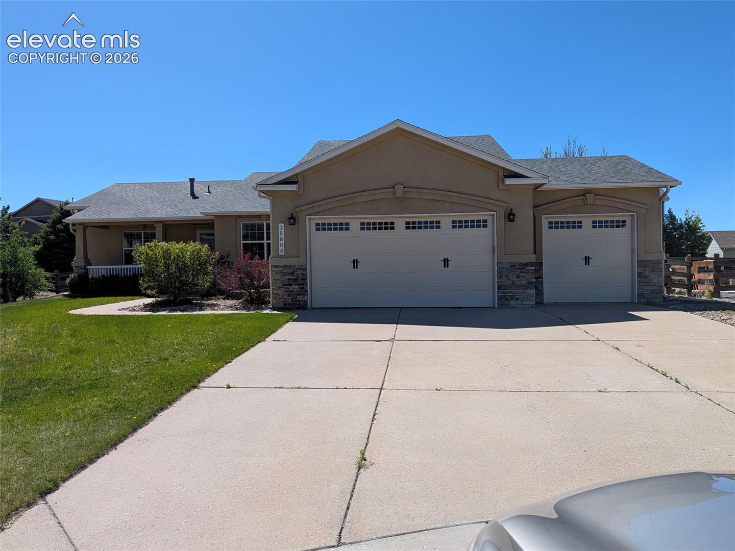 15884 Paiute Circle
