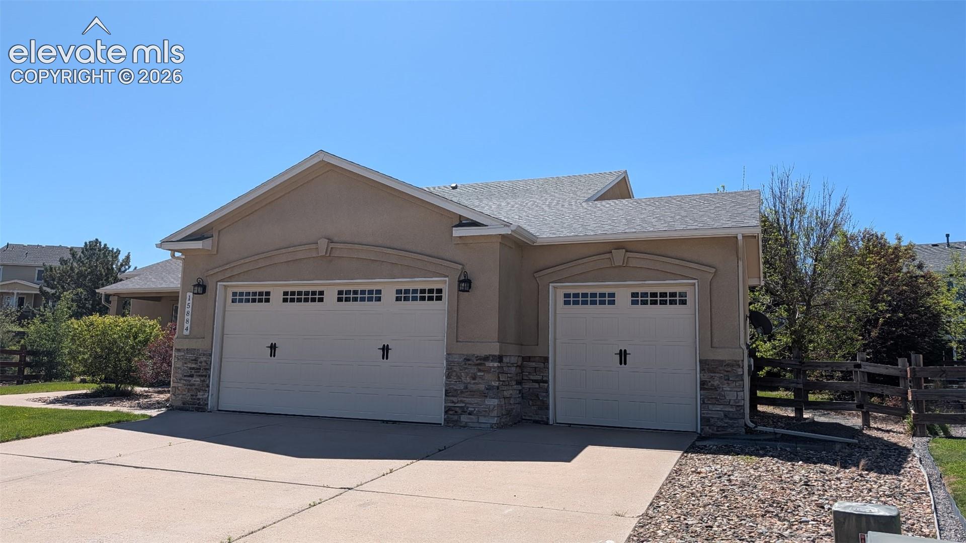 15884 Paiute Circle
