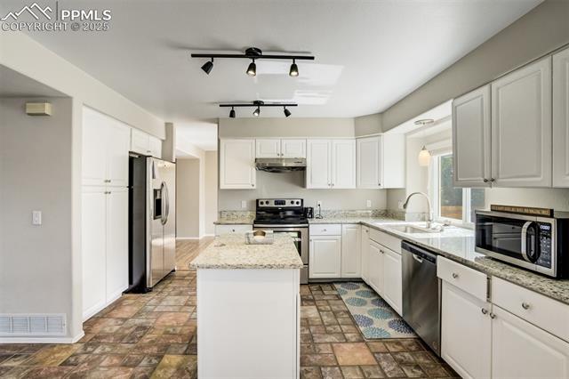 1565 Charmwood Drive