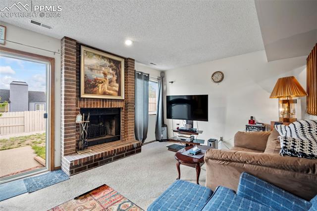 2750 Charlottesville Drive