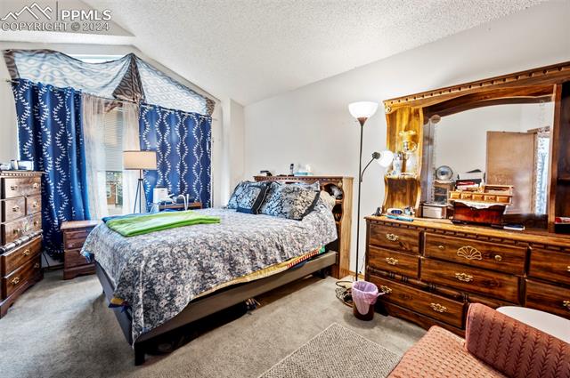 2750 Charlottesville Drive