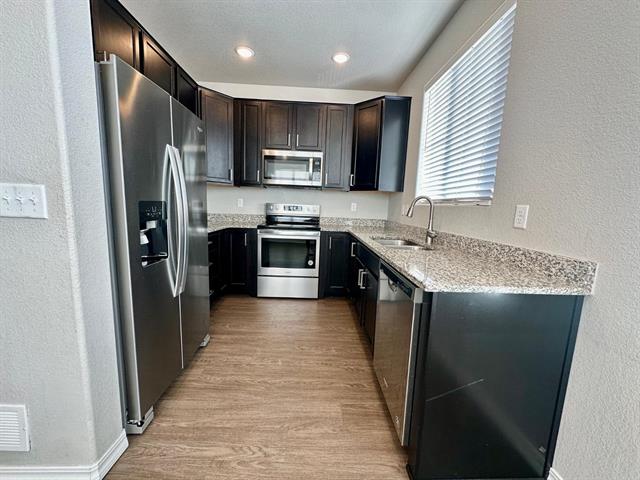 5572 Stetson Hills Boulevard