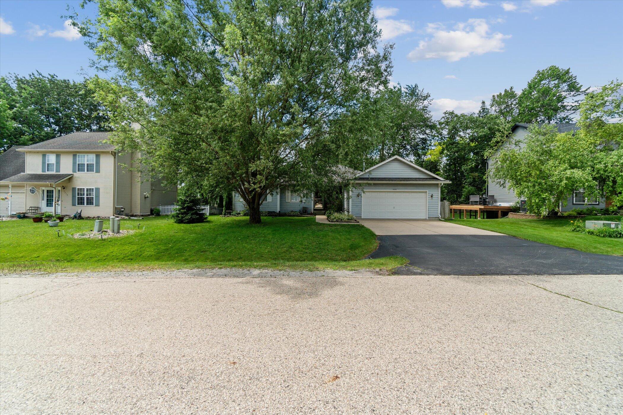 3221 Shortridge Dr, Caledonia