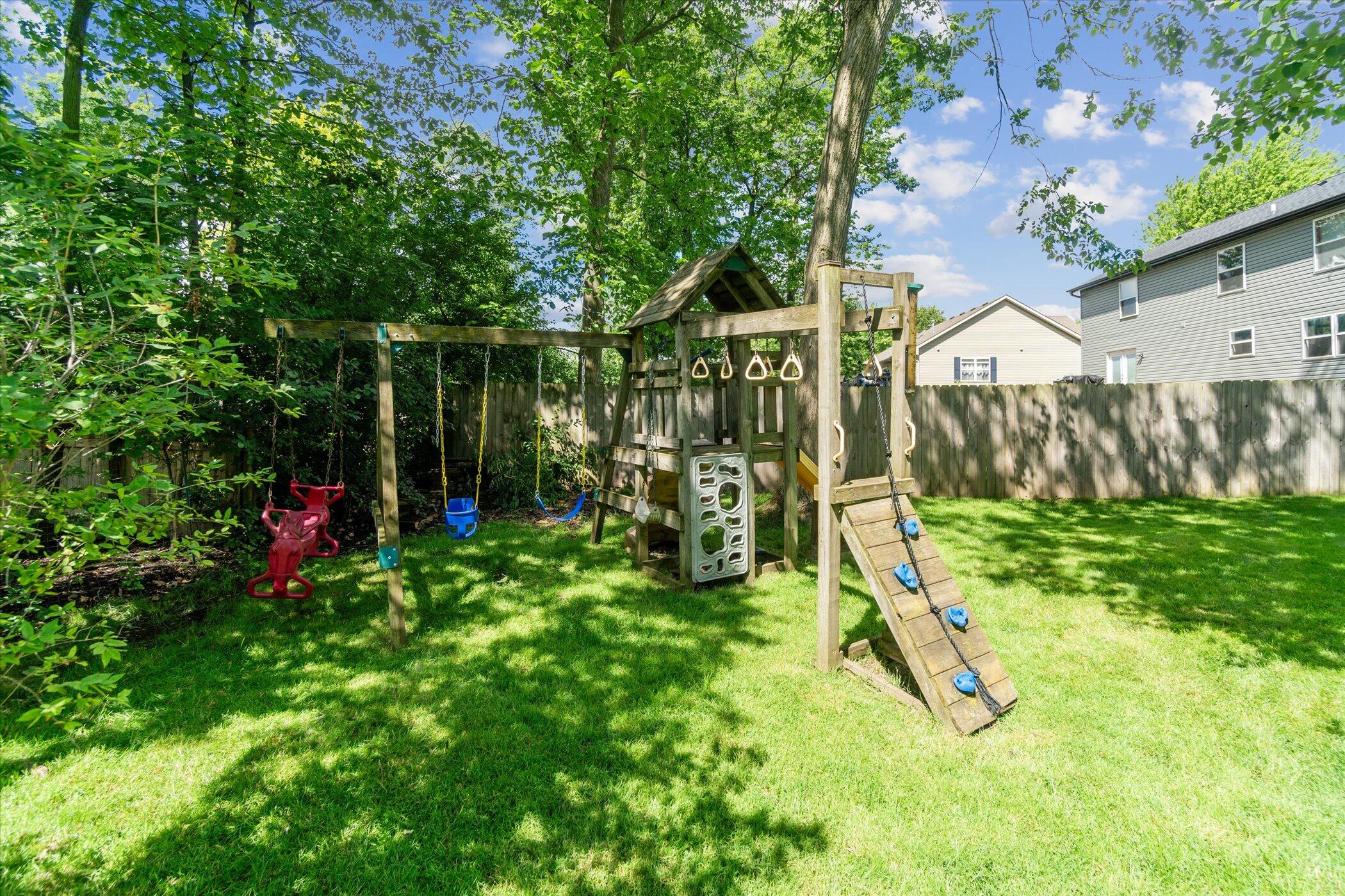 3221 Shortridge Dr, Caledonia