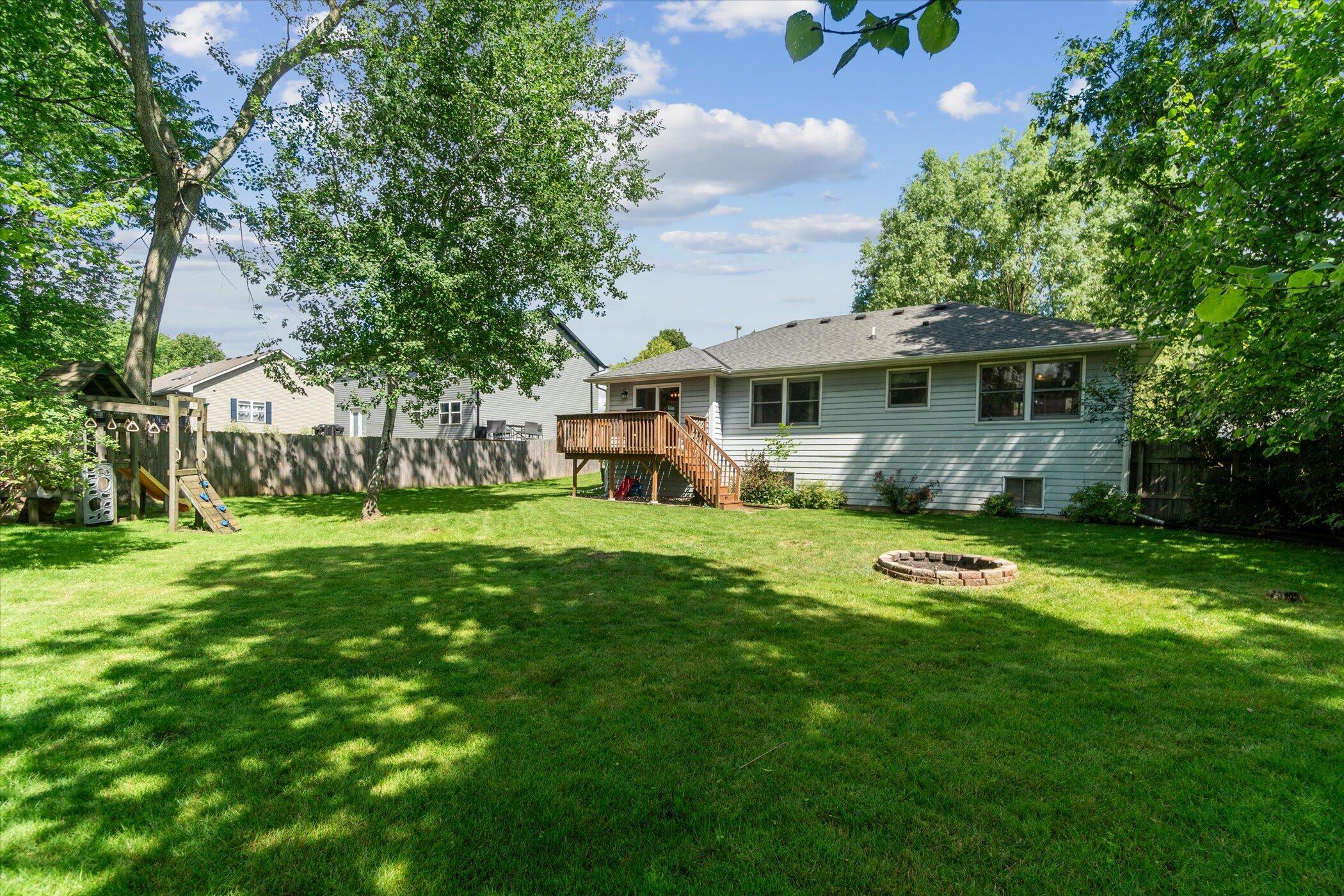 3221 Shortridge Dr, Caledonia