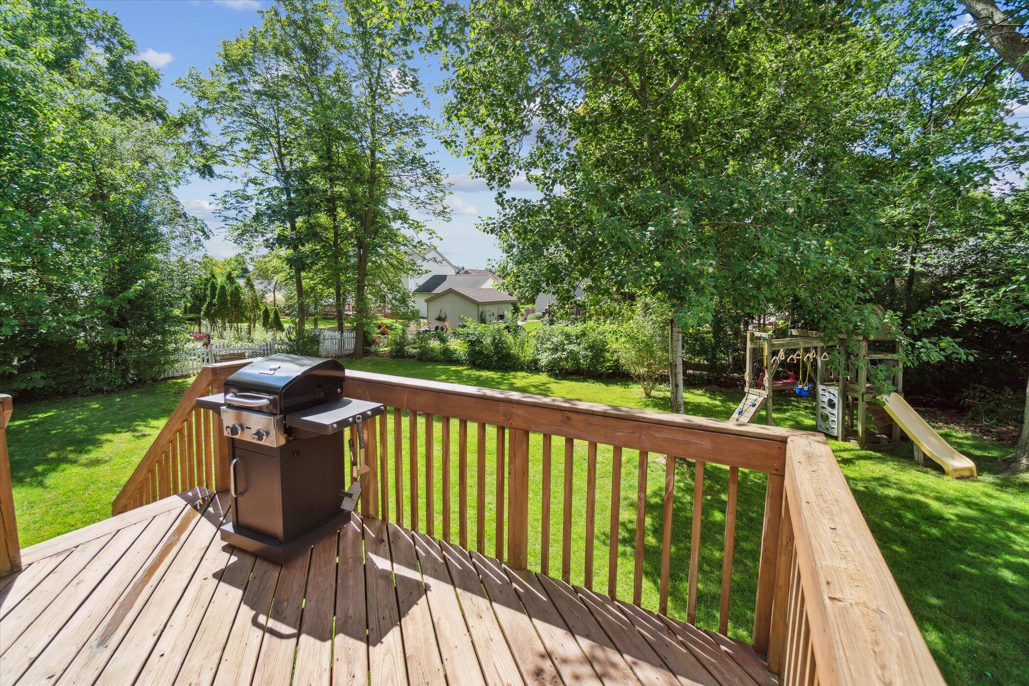 3221 Shortridge Dr, Caledonia
