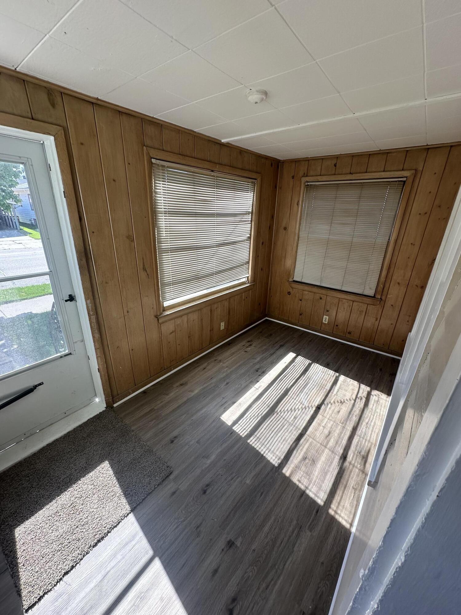 2710 Geneva St, Racine